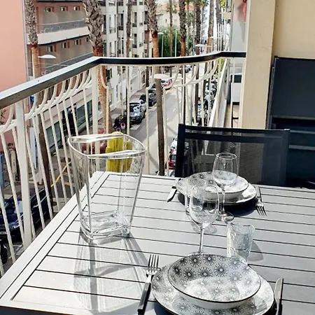 Beautiful 2 Bedroom With A View Daire Antibes