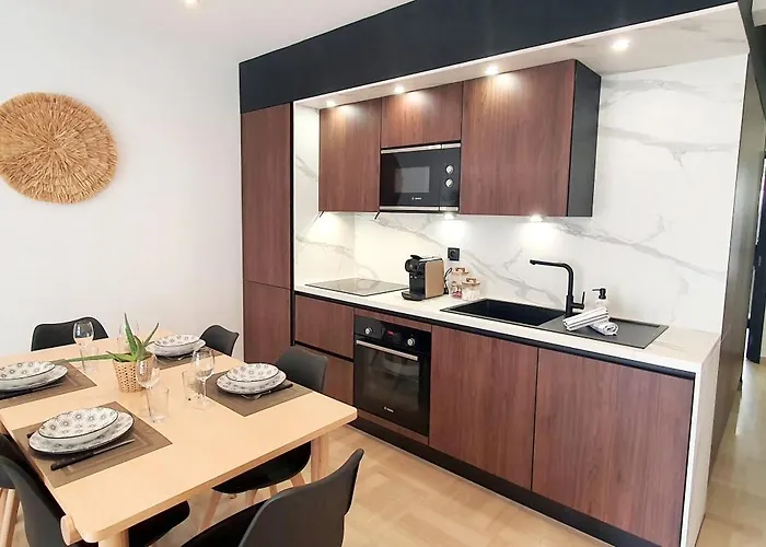 شقة Beautiful 2 Bedroom With A View